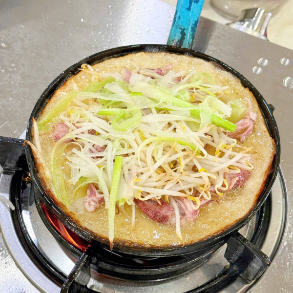 BÁNH XÈO MỰC SỮA 