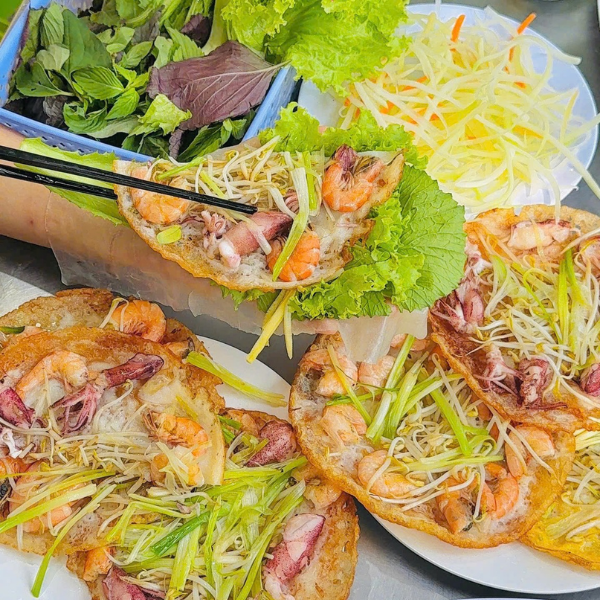 BÁNH XÈO TÔM NHẢY 